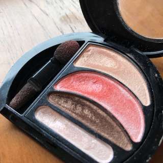 Maybelline big eyes 粉色 眼影盤