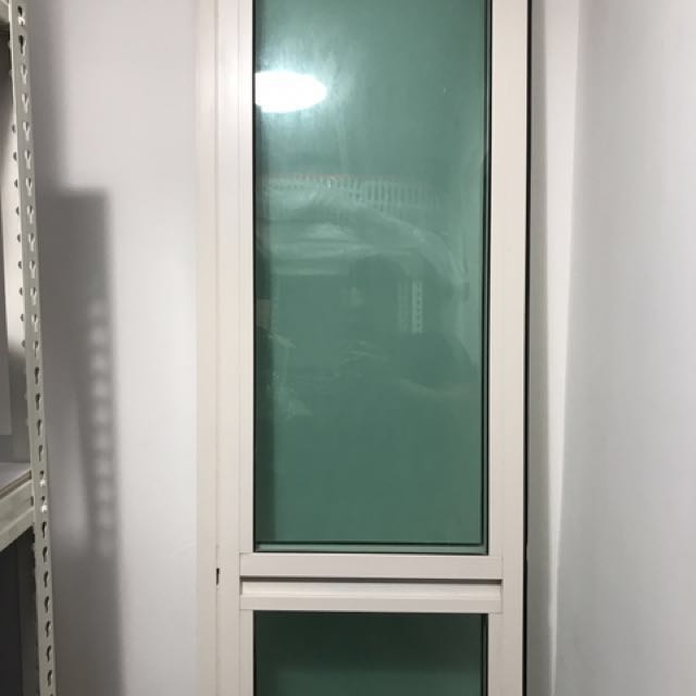 Bto Service Yard Bi Fold Door Furniture Others On Carousell
