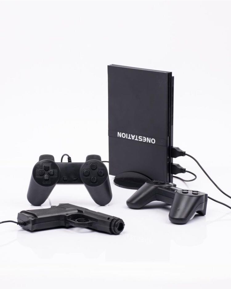 Cassette game console with gaming guns, Video Gaming, Video Game