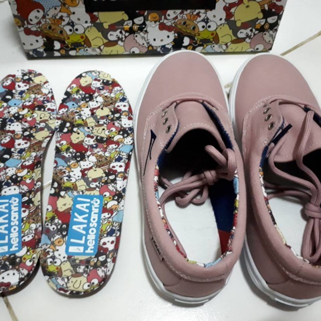 Lakai sanrio outlet