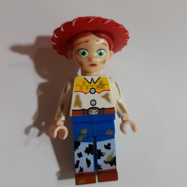 Lego shop jessie minifigure