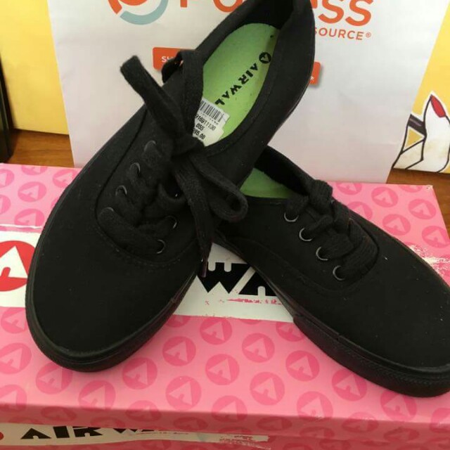 payless airwalk