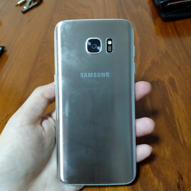 Samsung S7 Edge (pink line on screen), Mobile Phones ...