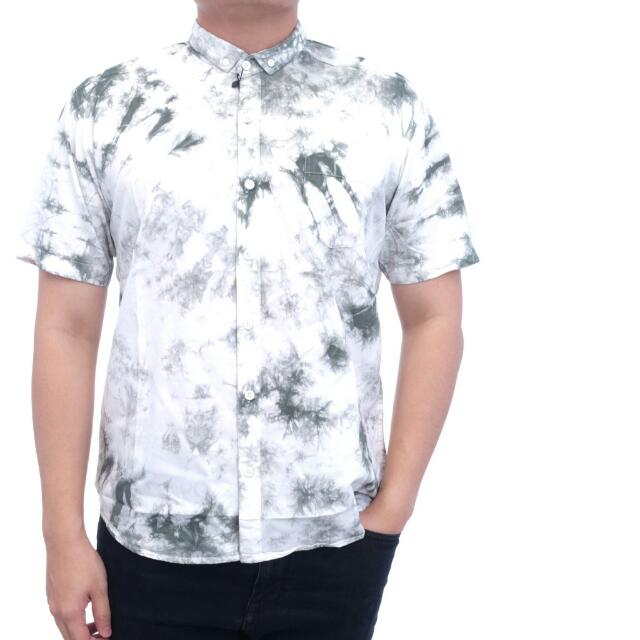 Supplier Kemeja Pria Cowok Lengan Pendek Motif Putih Corak Casual