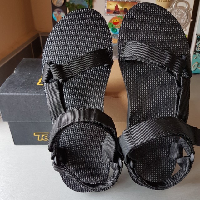 used teva sandals