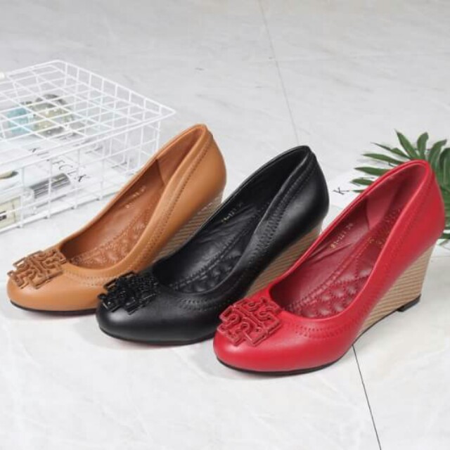 18+ Wedge Shoes Tory Burch
 Images