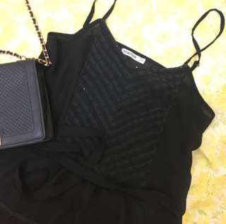 Black peplum sleeveless 🖤