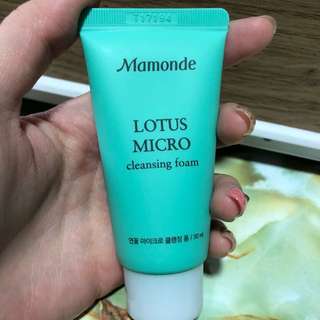 mamonde lotus micro cleansing foam