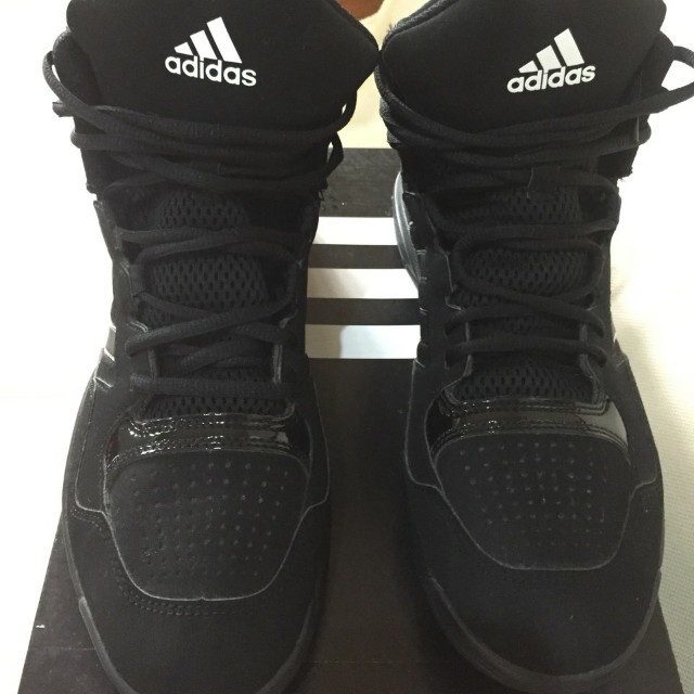 Boda Cualquier Confinar Adidas Electrify Basketball Shoes - Black, Men's Fashion, Footwear,  Sneakers on Carousell