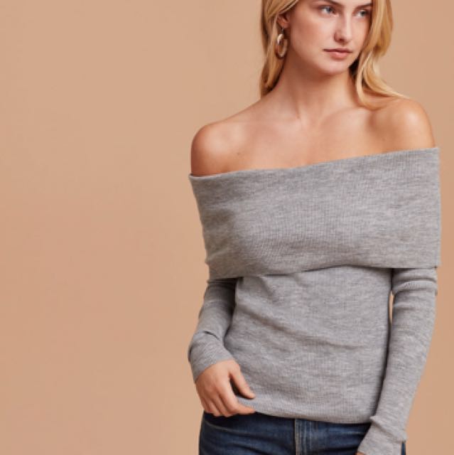 Aritzia croquis sweater top