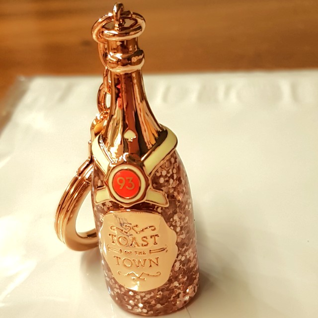 Kate spade champagne discount keychain