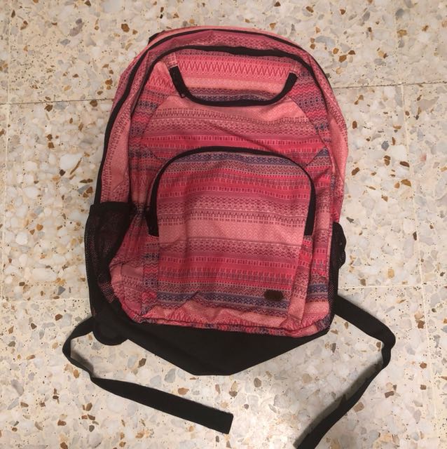 Backpack (Category: Backpacks) located in Singapore. Submitted by nathaalia (Listing ID 158094130, Image 2). Description: Brand New Given as a gift Roxy - $50 Herschel (floral print) - $70 (SOLD).