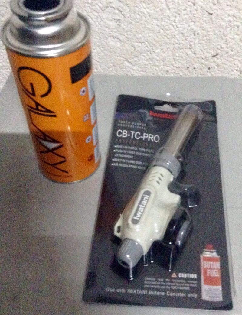 BN Iwatani Kitchen Torch Burner, Furniture & Home Living, Kitchenware