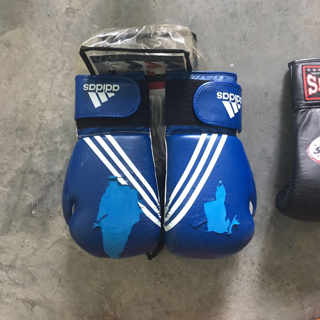 Boxing Gloves and Headgear, Sports Equipment, Sports & Games, Water