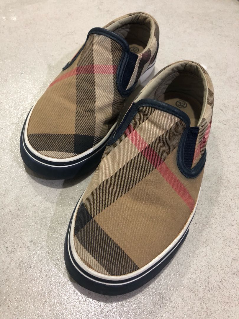 kids burberry shoes