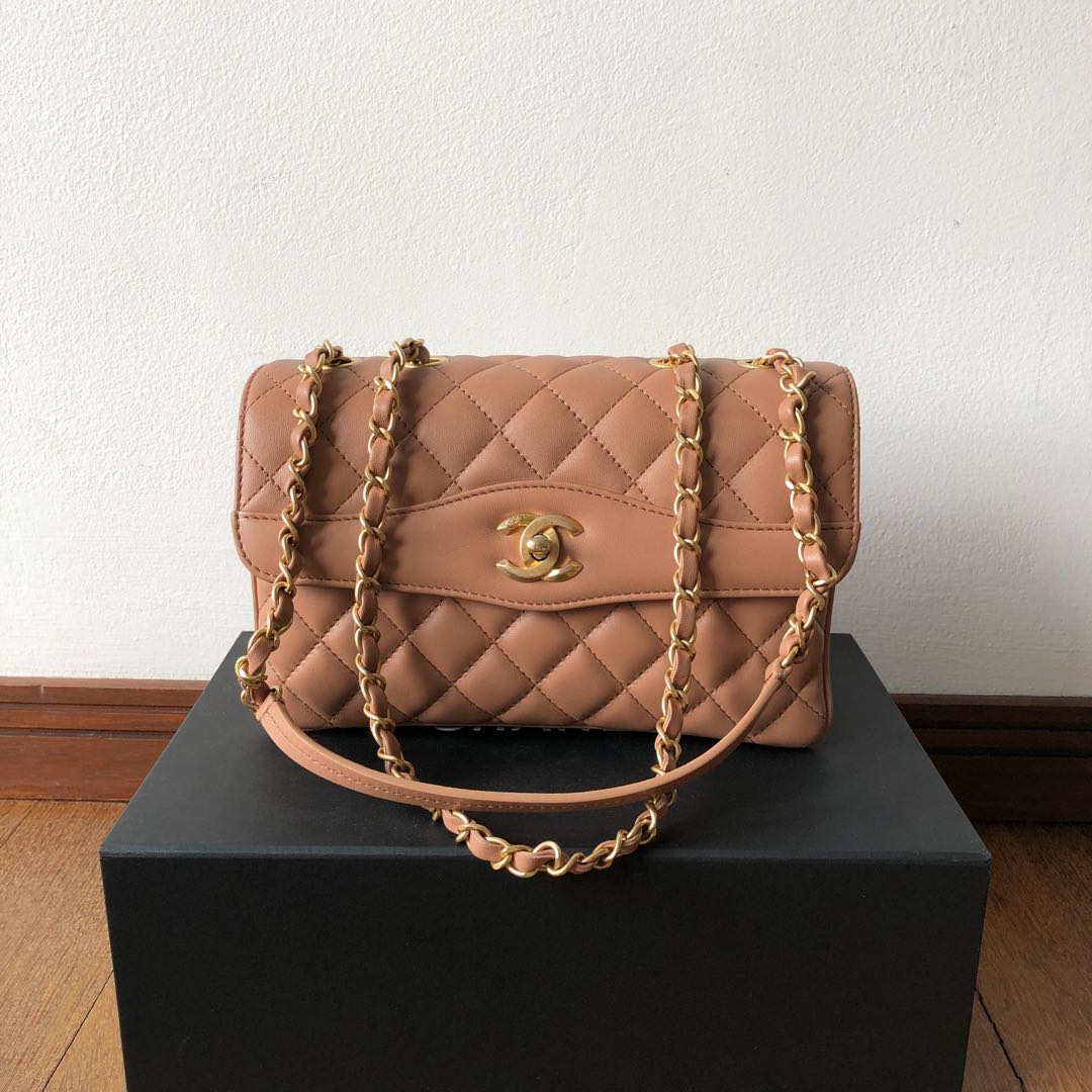 Chanel flap bag shop 2017