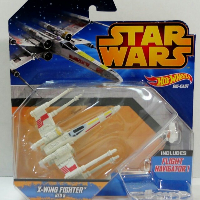 Diecast STARWARS XWING FIGHTER, 興趣及遊戲, 玩具 & 遊戲類 Carousell