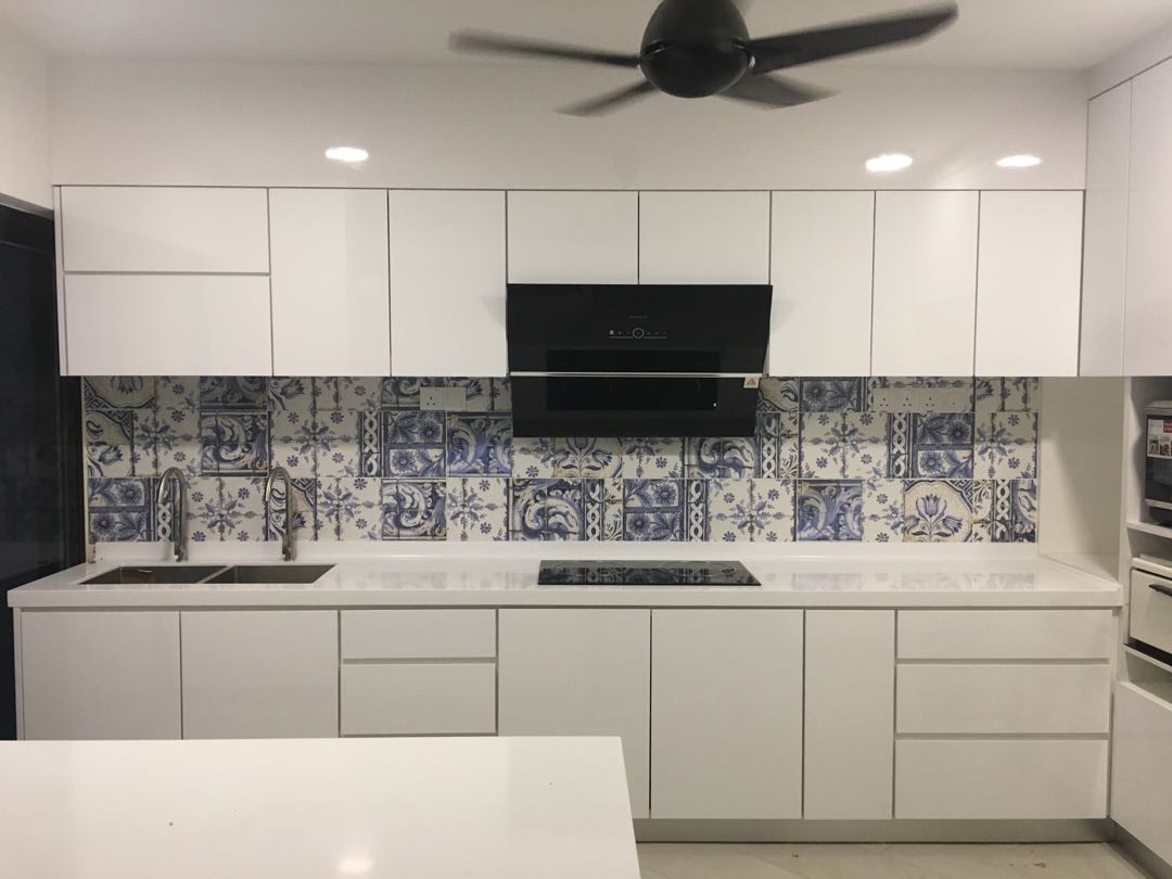 Kitchen Cabinet With Acrylic 3G Door Panel Rumah Perabot Perabot