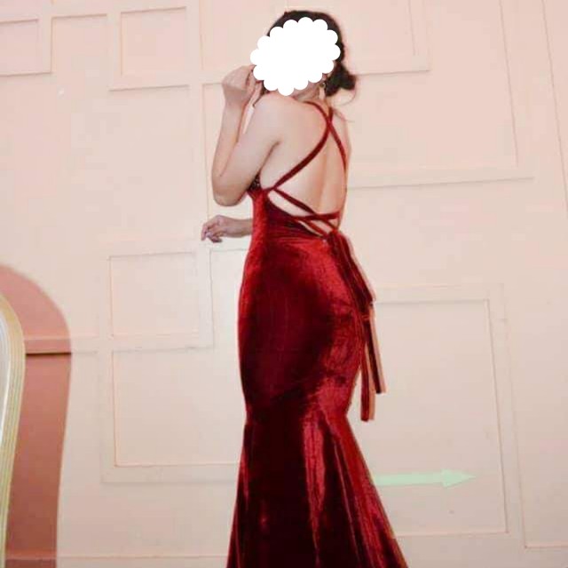 backless long gown