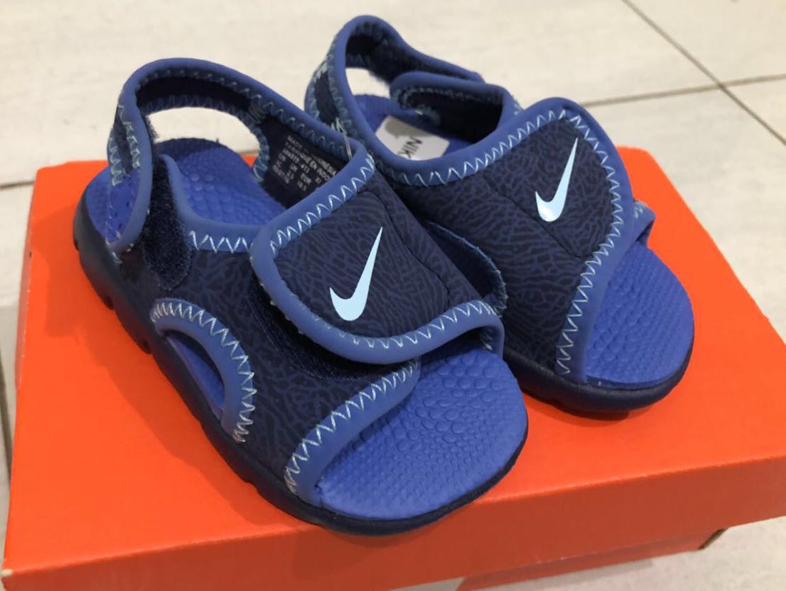sandal anak nike