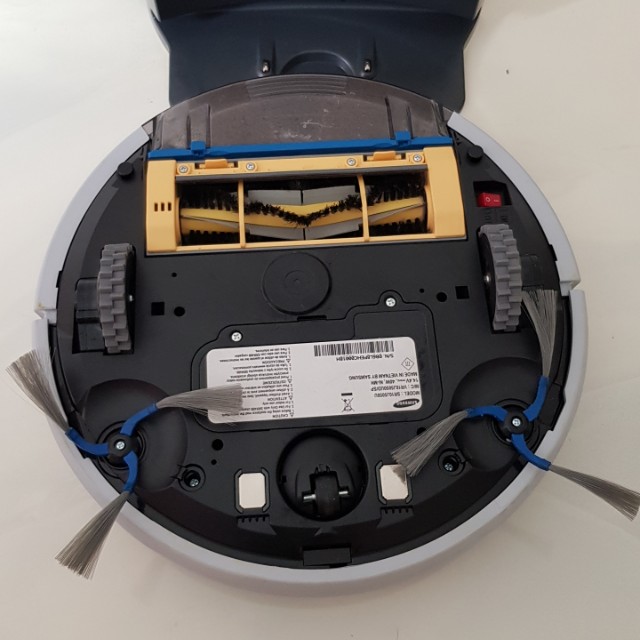 Samsung Robot Vacuum Cleaner VR5000, TV & Home Appliances, Vacuum