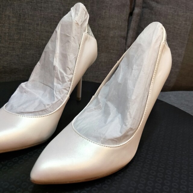 pearl white heels