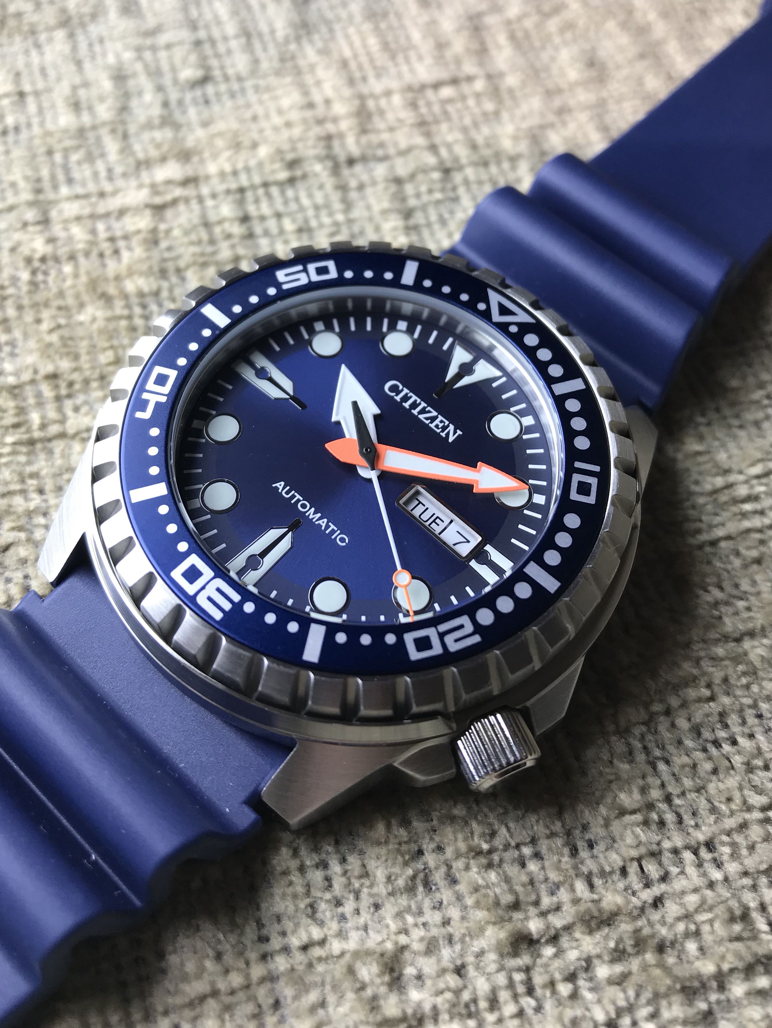 Brand New Citizen Automatic 100m WR Divers Blue NH8381 12L case width 46mm