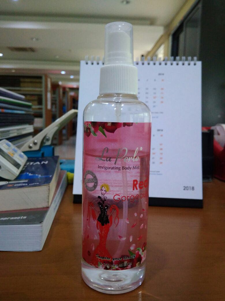 La perle body hot sale mist