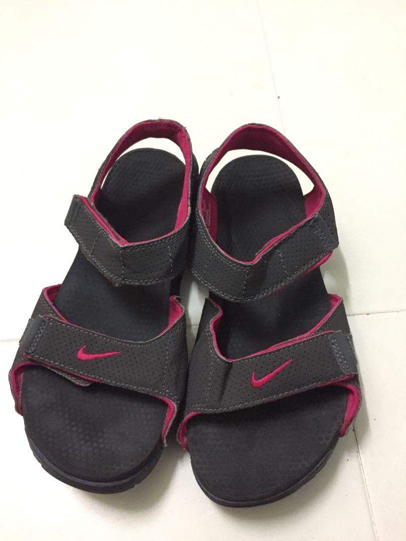 acg, Women's Footwear, and Slides on Carousell