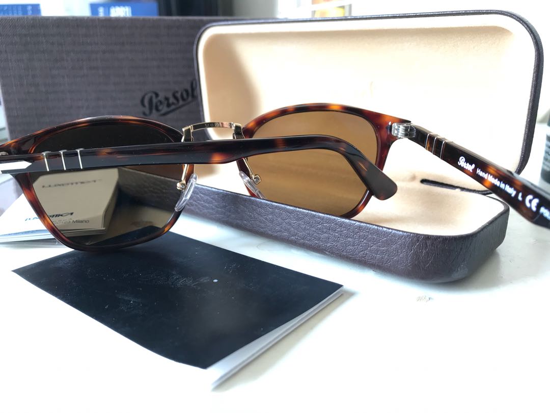 Persol typewriter store 3110