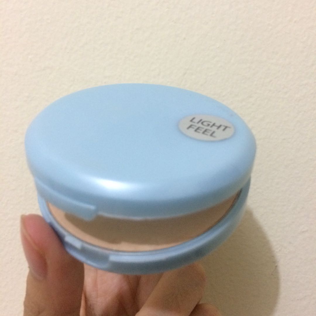 Refill Bedak Wardah Kesehatan Kecantikan Rias Wajah Di Carousell