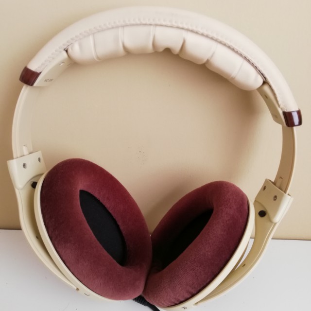 sennheiser hd 558 discontinued