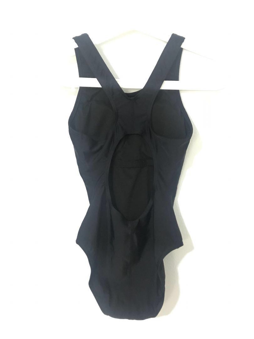 TYR black swim suit with padding , Sports Equipment, Sports & Games