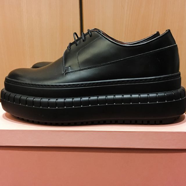 Acne studios hover derby best sale