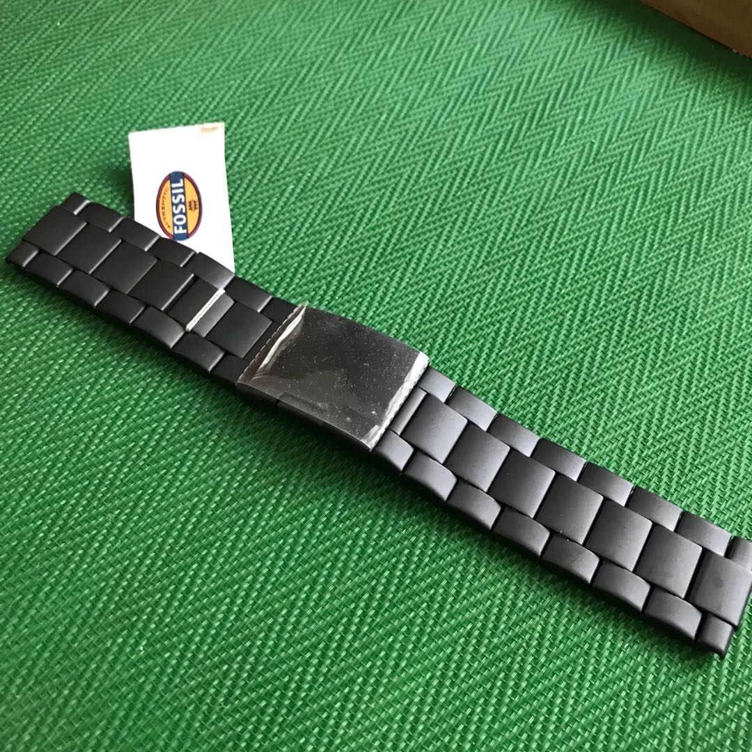 Fossil discount metal strap