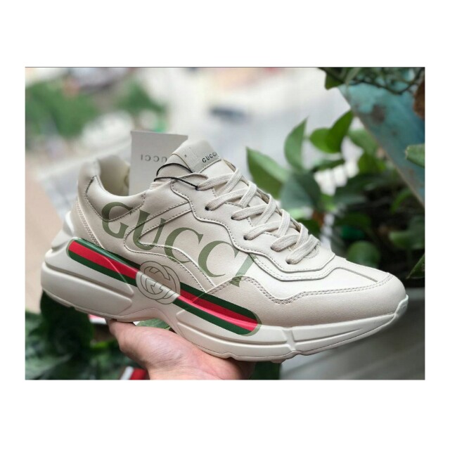 harga rhyton gucci logo leather sneaker