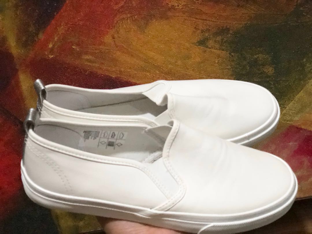 h&m white slip on shoes
