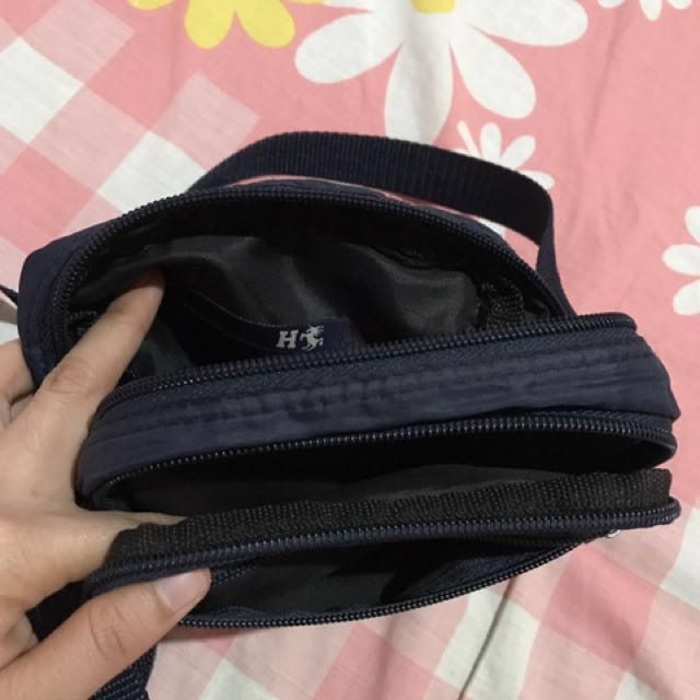 Human sling bag on Carousell