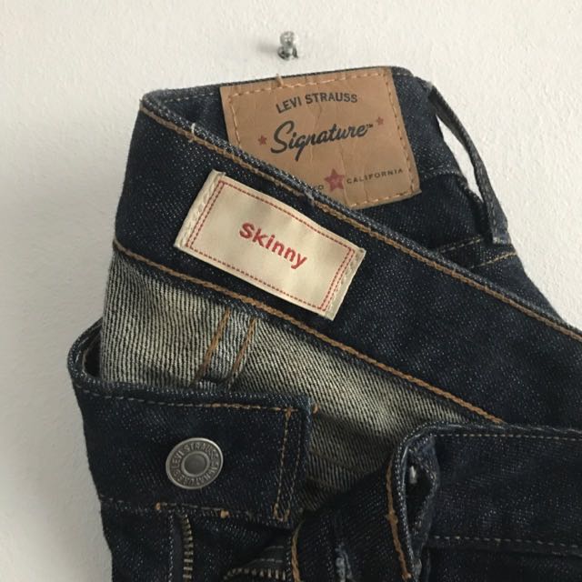 levi jeans signature series