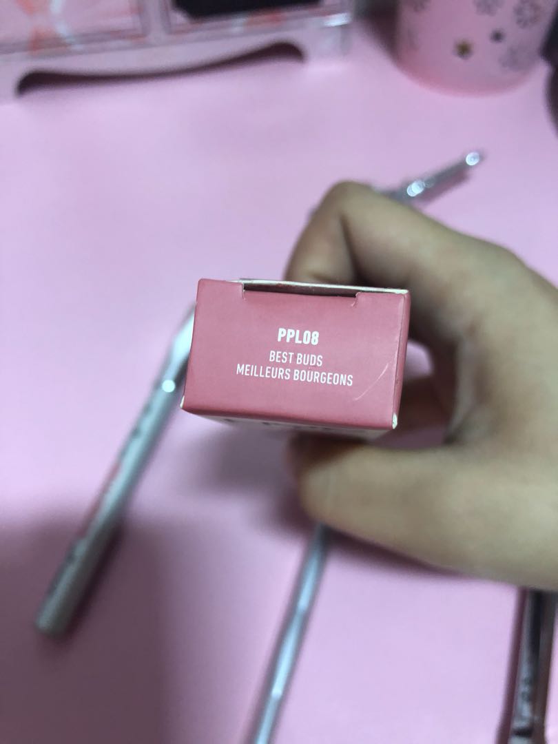Nyx Powder Puff in Best Buds (Category: Makeup) located in Manila. Submitted by mdcart (Listing ID 160905027, Image 1). Description: Not my shade. Swatched once onleh!! Nude isn’t my shade. Bought it for 800 .