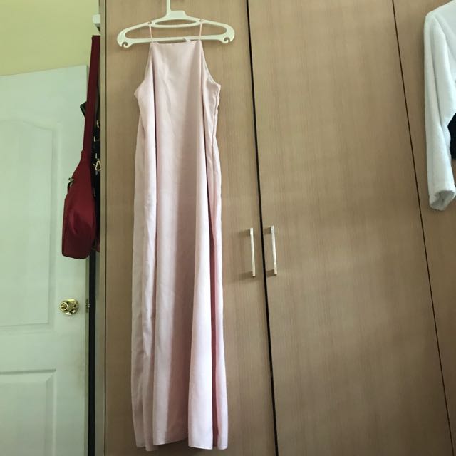 Pink halter long dress (Category: Dresses) located in Mandaluyong City. Submitted by authenteecity (Listing ID 160927046, Image 1). Description: Long dress 💕.
