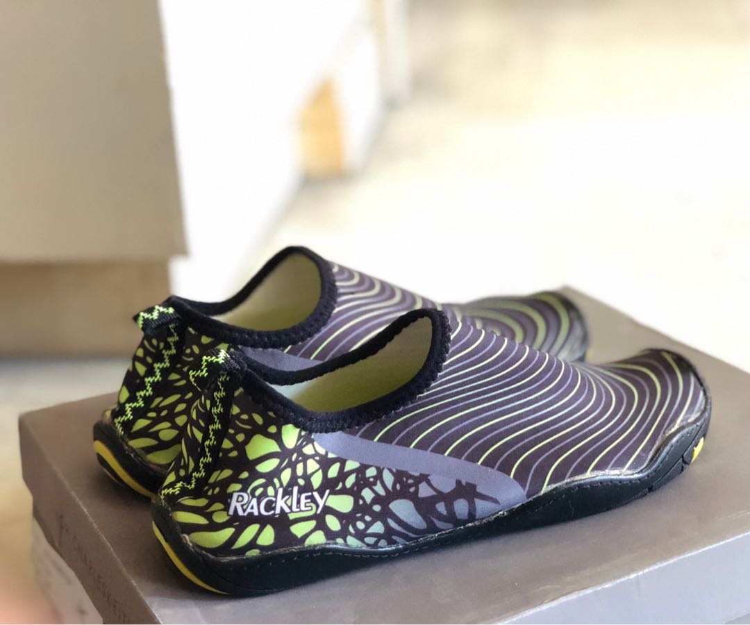 hurley athletic shoes