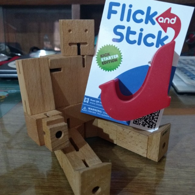 stick it tape dispenser