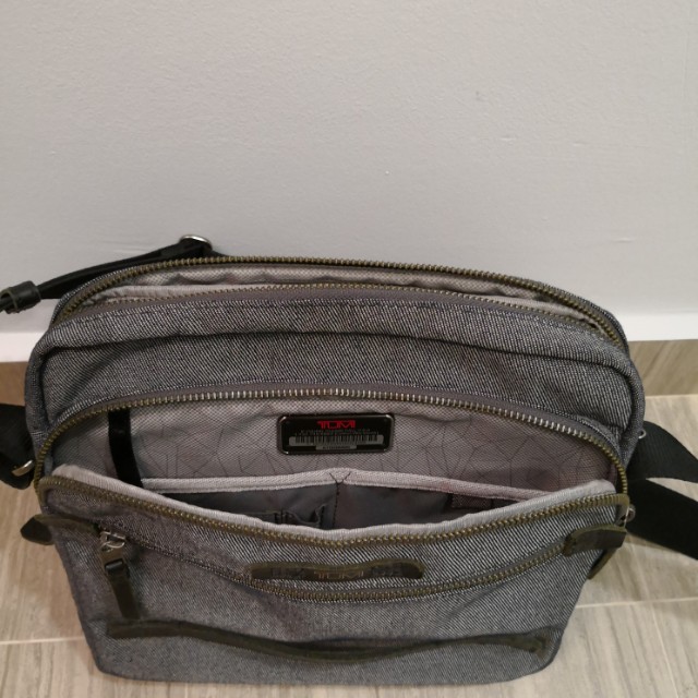 Tumi outlet clifton crossbody