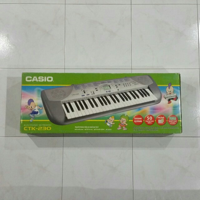 Casio Electronic Keyboard CTK230, Hobbies & Toys, Music & Media