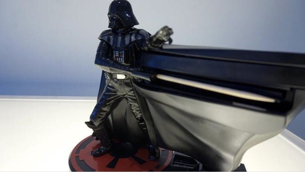 Darth Vader toothpick dispenser / Darth Vader ToothSaber, 興趣及遊戲, 玩具