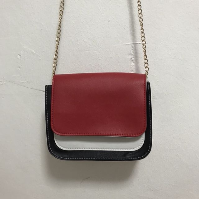 sling bag with metal chain