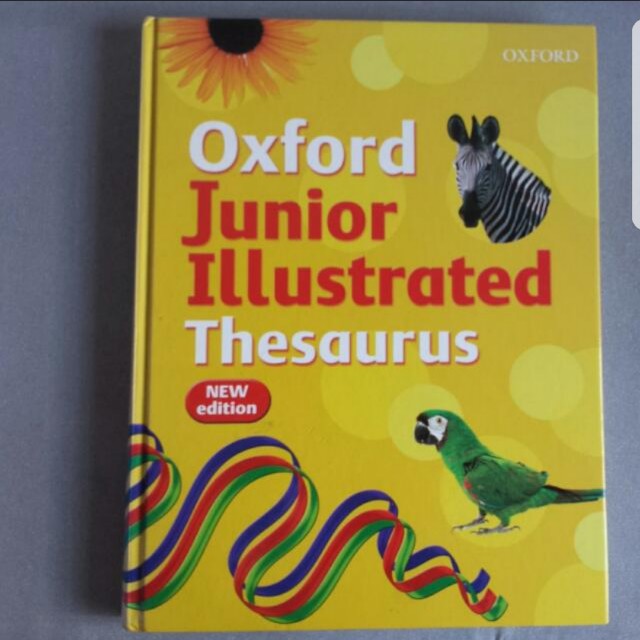 Oxford Junior Illustrated Thesaurus, Hobbies &amp; Toys, Books &amp; Magazines, Textbooks on Carousell