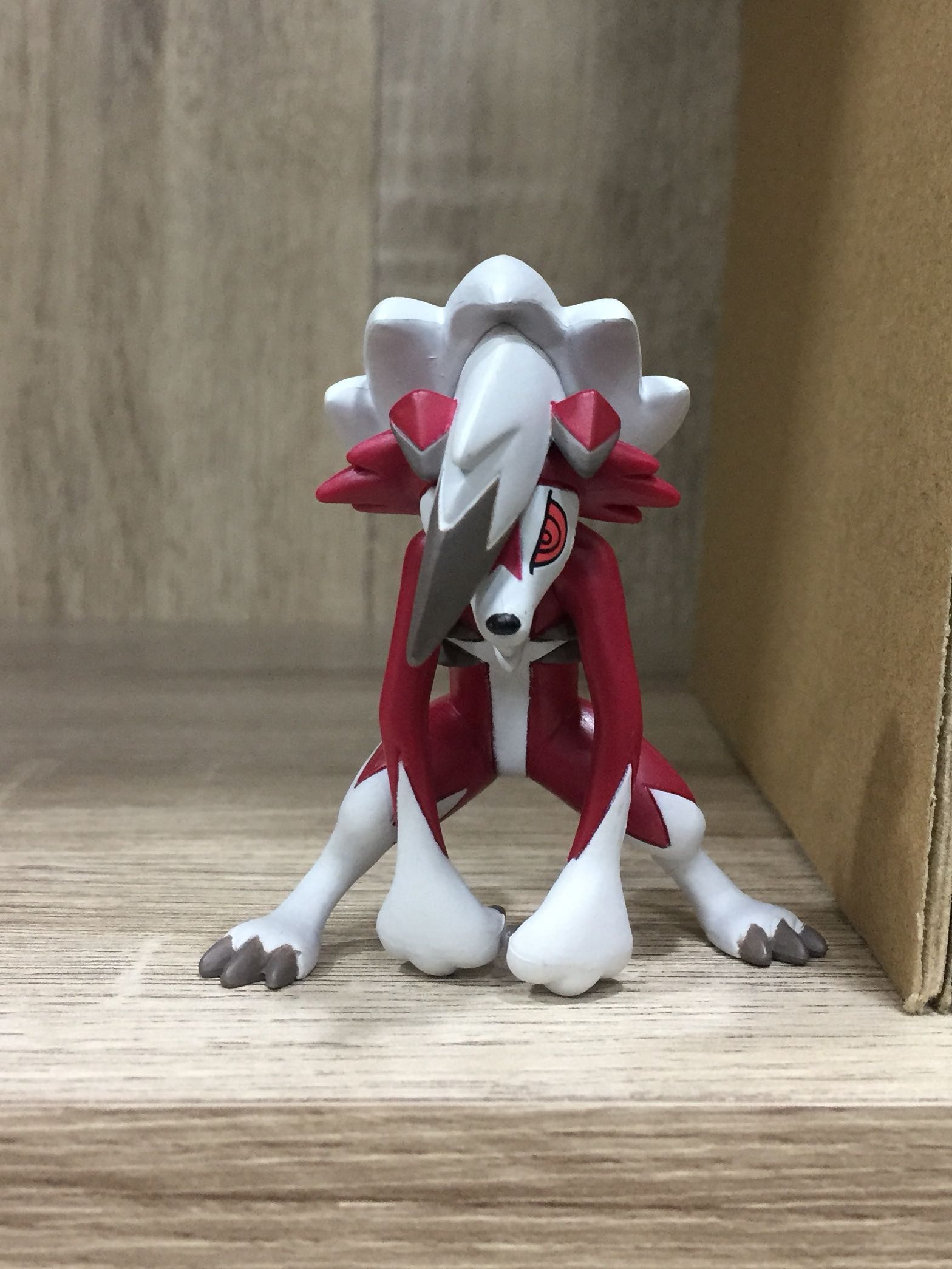 Pok mon Lycanroc midnight form figure