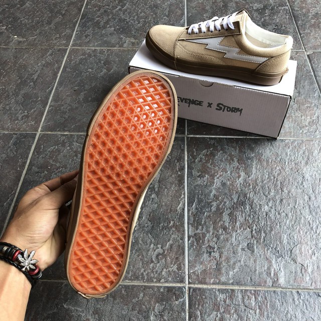 revenge storm sole